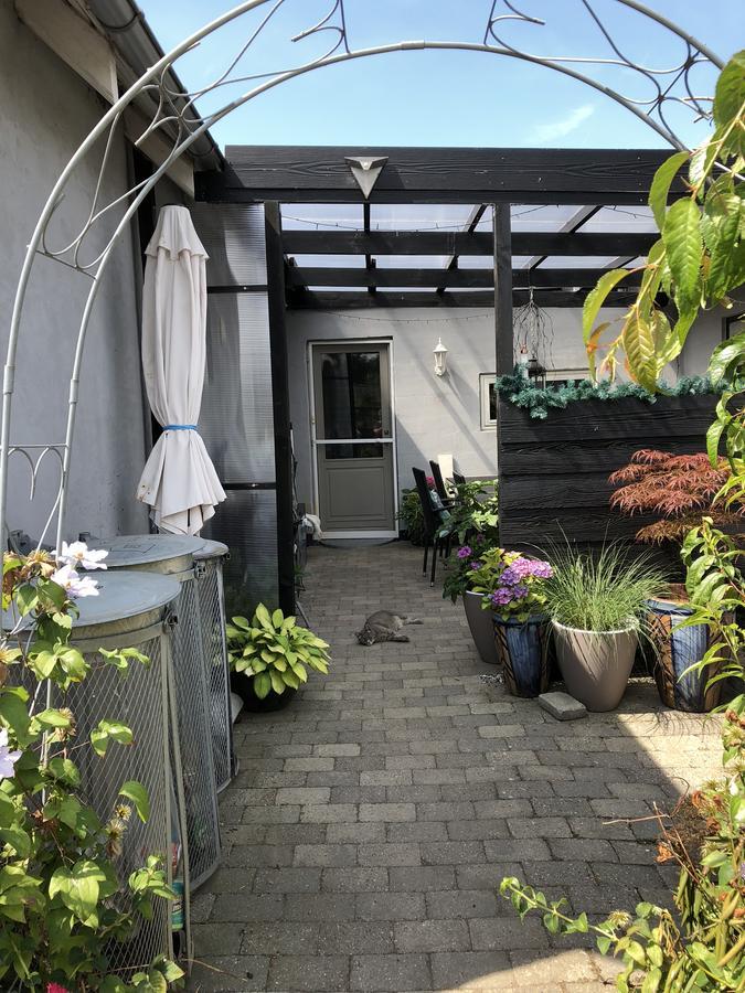 Svalegaarden Guesthouse Særslev Exterior foto